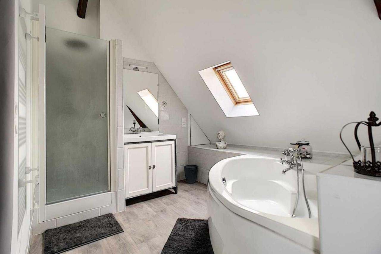 Ferienwohnung Le Boudoir D'Adelais - Duplex In The Center Of Amboise Exterior foto